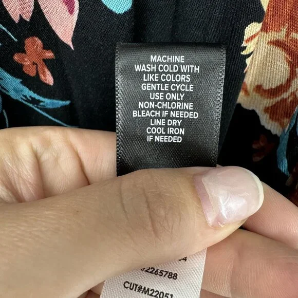 Torrid Black Multi Floral Mini Stretch Challis Tie Waist Pocket Dress Plus 1X - Picture 12 of 12